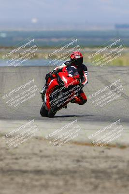 media/Jun-14-2025-Lets Ride (Sat) [[c36d48699a]]/B Group/1120am (Grapevine)/